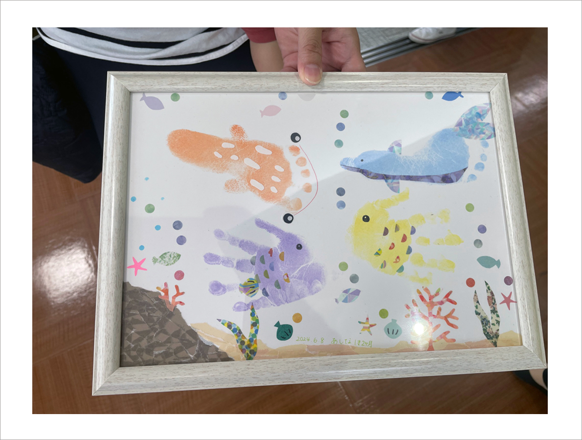 「小さな手と足で大きな感動！親子でチャレンジ♪手形足型アート」講座を開催しました！